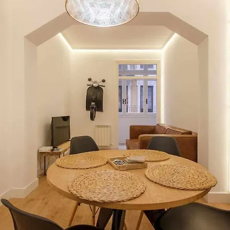 Vivienda Turística Estilosa En La Zona Vieja Bilbau