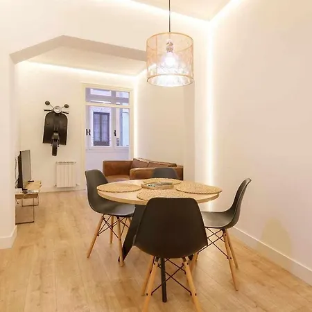 Vivienda Turistica Estilosa En La Zona Vieja